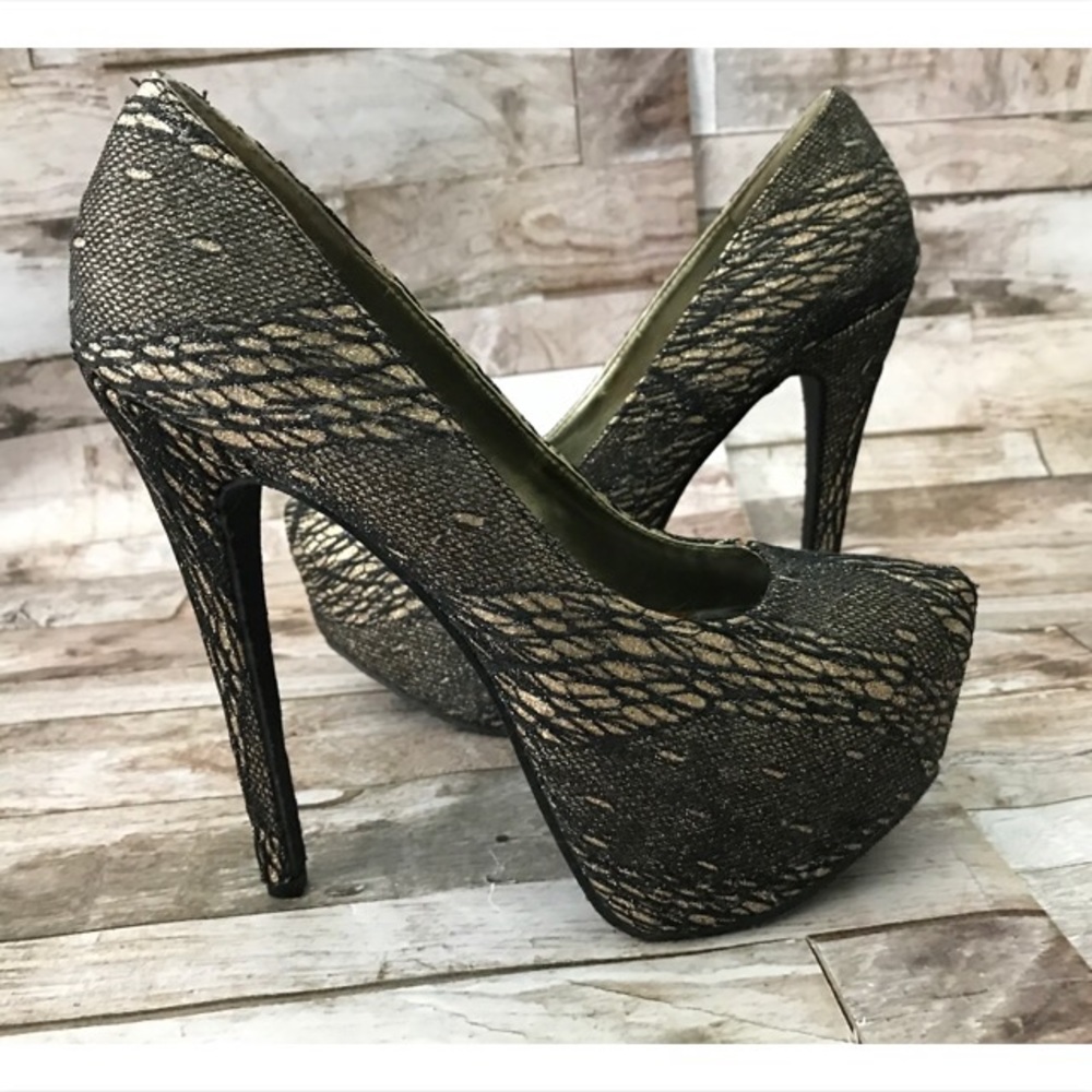 Just Fab Miley Black/Gold Lace 5 1/2in Heels